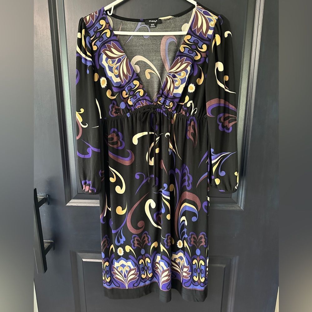 Rapsody Black Purple Tan White Floral Swirl Print V-Neck Dress Lots of stretch